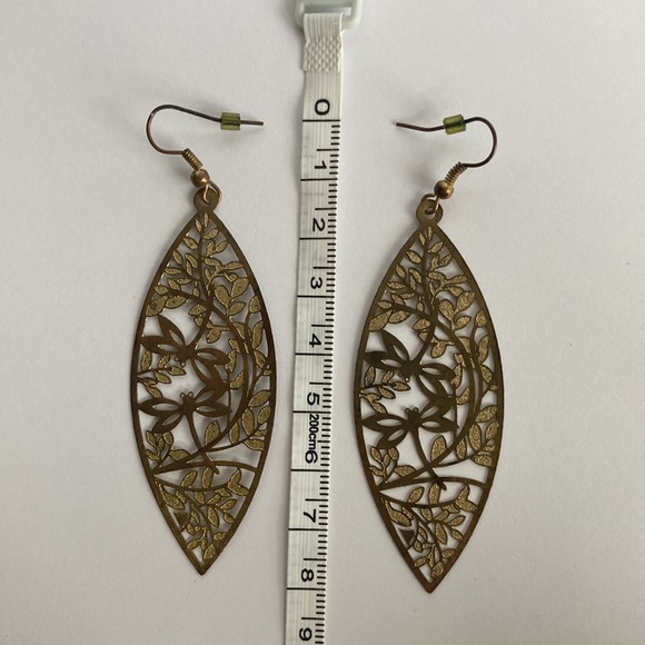 Gold Leaf/Dragonfly Earrings - Picture 3 of 3